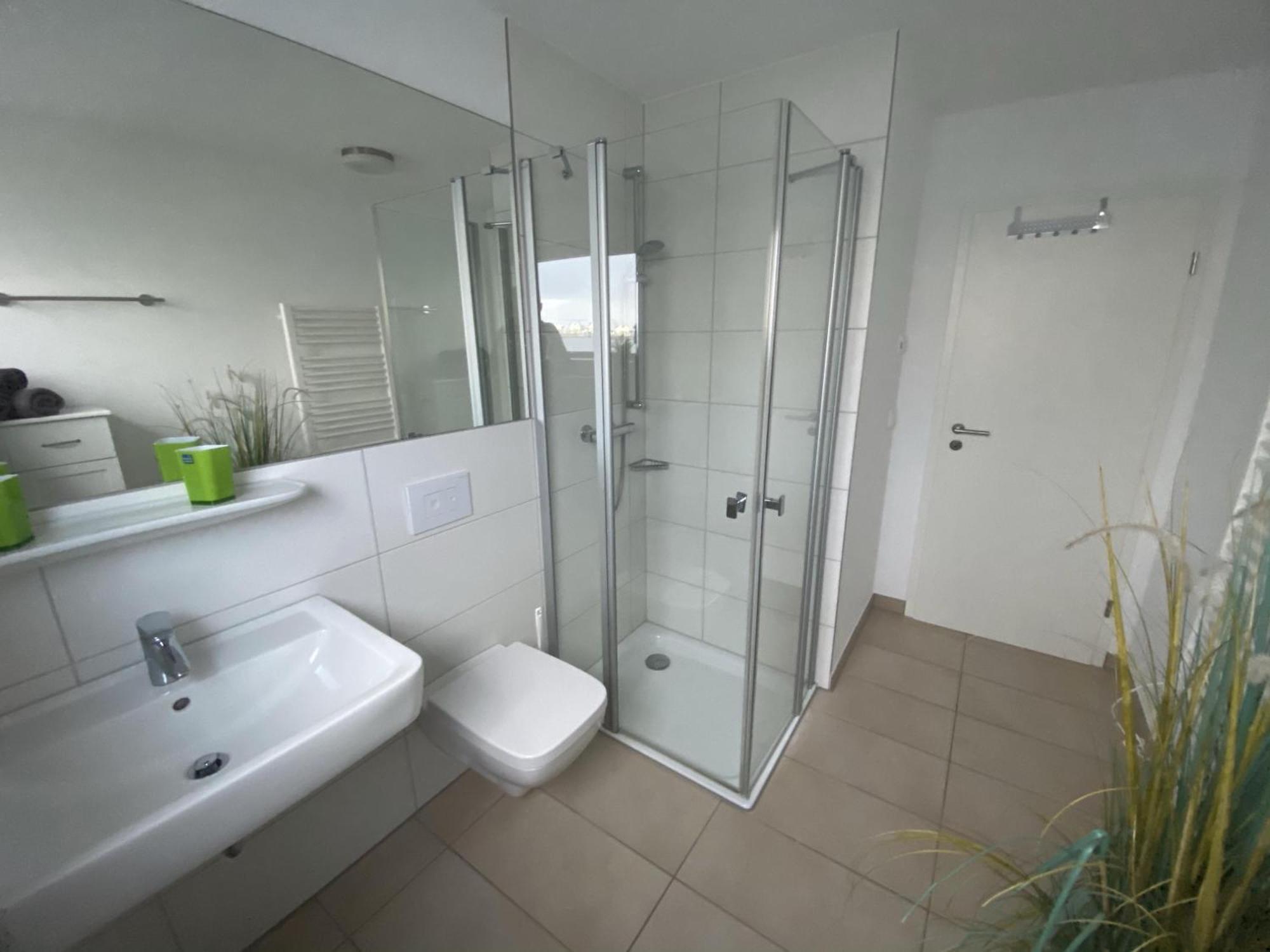 Schwimmendes Ferienhaus Antares One By Seeblick Ferien Oro, Rundum Wasser, Sauna 올페니츠 외부 사진
