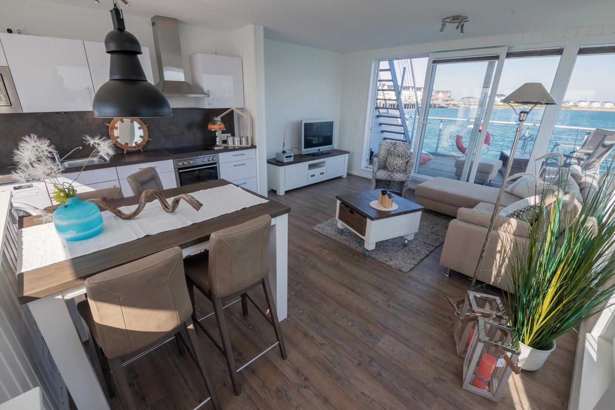 Schwimmendes Ferienhaus Antares One By Seeblick Ferien Oro, Rundum Wasser, Sauna 올페니츠 외부 사진